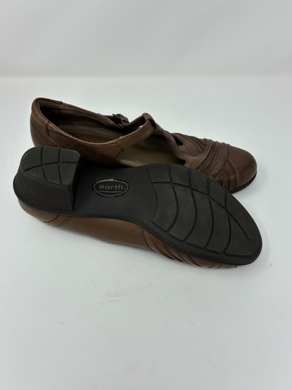 Earth Brown T-Strap Low Heel Women's Shoes genuine leather - Picture 6 of 8